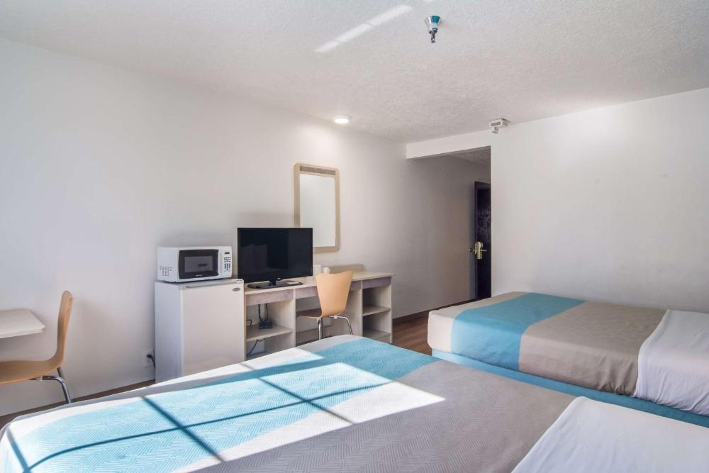 Motel 6-The Dalles, OR